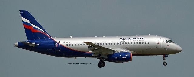 Самолет SSJ-100 экстренно приземлился в Краснодаре из-за отказа турбины